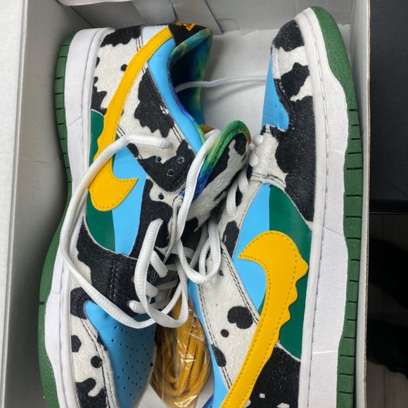 Nike Dunks - Picture 3 of 4